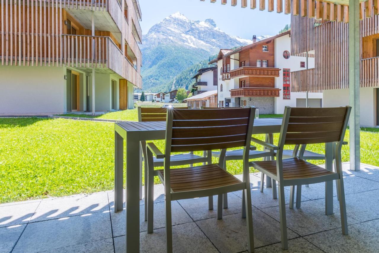Montela Apartments - Haus F Saas-Grund Buitenkant foto