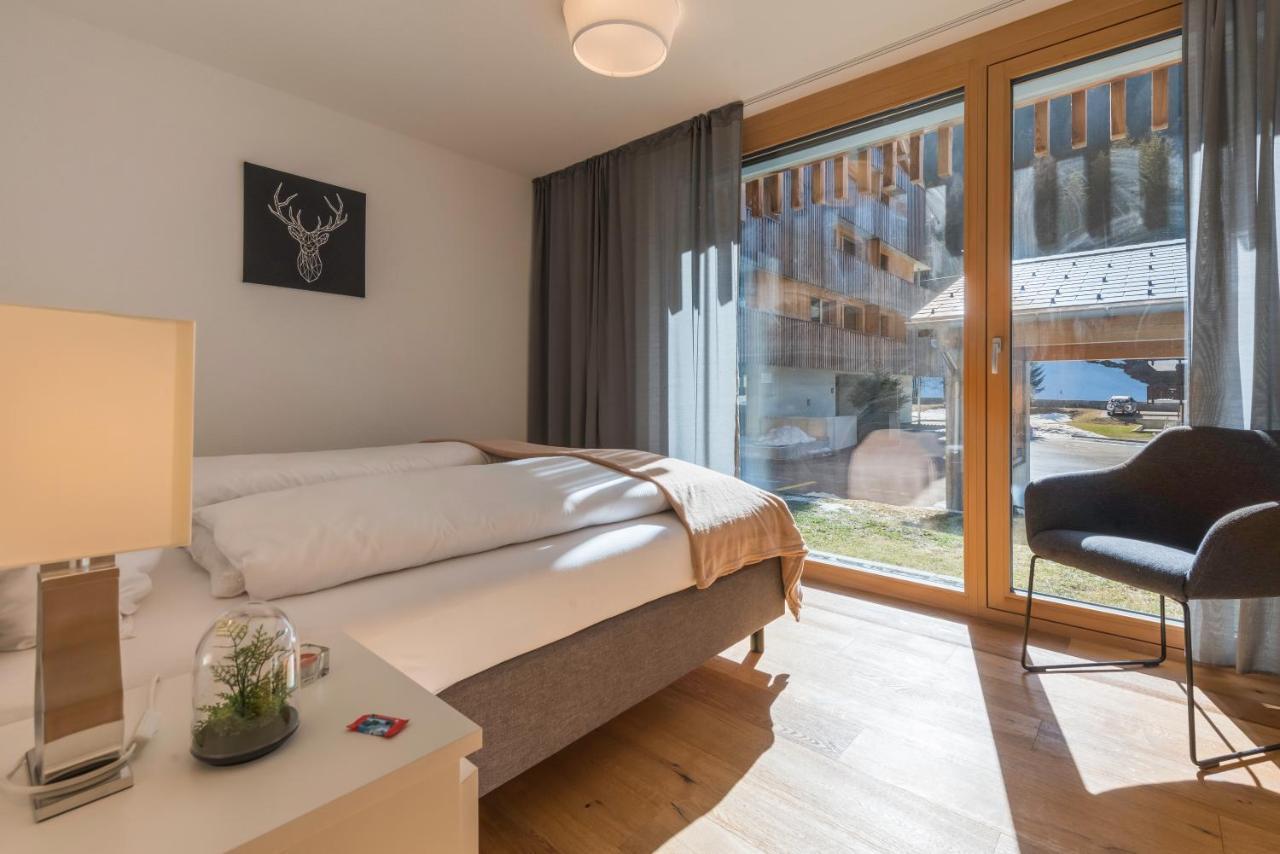 Montela Apartments - Haus F Saas-Grund Buitenkant foto